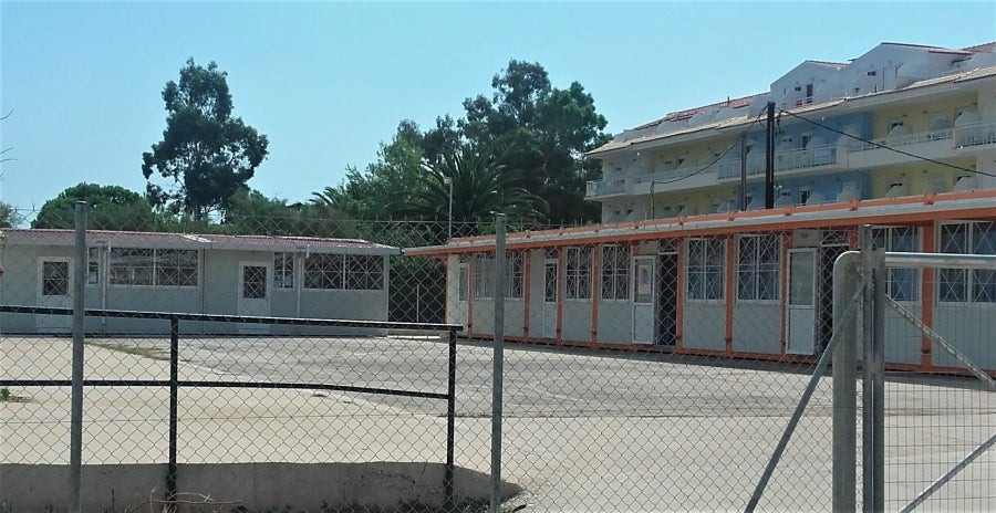 «Εσύ είσαι μαζί μας;» – Ένα βίντεο των μαθητών του Ληξουρίου για τις απάνθρωπες συνθήκες που επικρατούν στο σχολείο τους